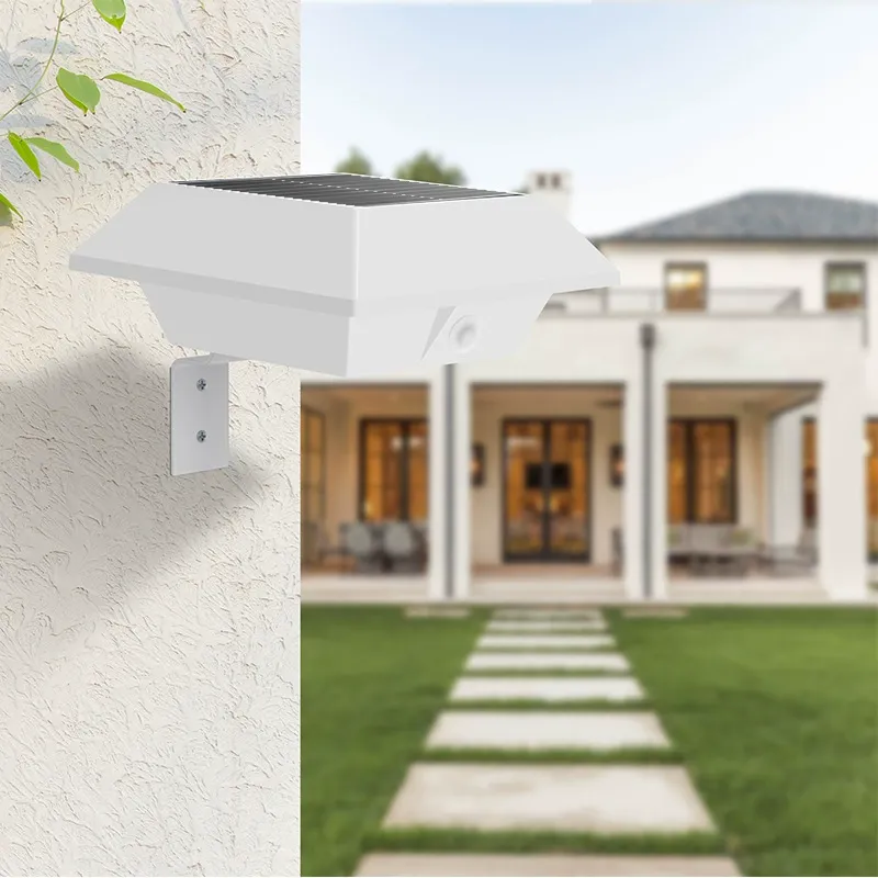 Solar Fence Light — application or detail image 2